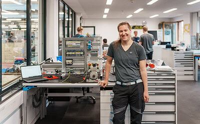 Eine Ausbildung zwei Gesichter: Mechatronik